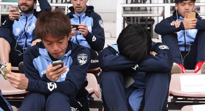 Tuấn Anh làm chuyện khó hiểu khi Yokohama FC thất bại